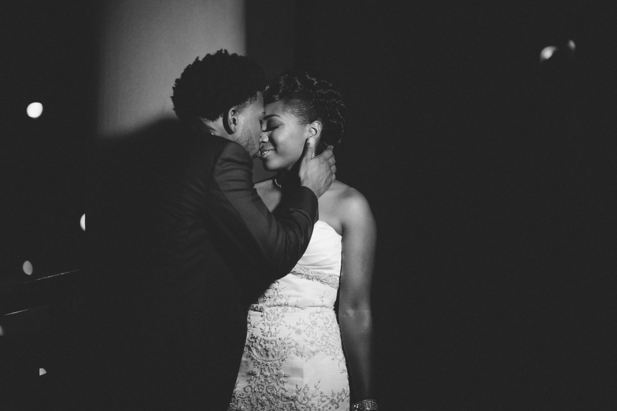 Wedding Photographer in Seattle specializing ins shooting people of color// african american seattle wedding photography