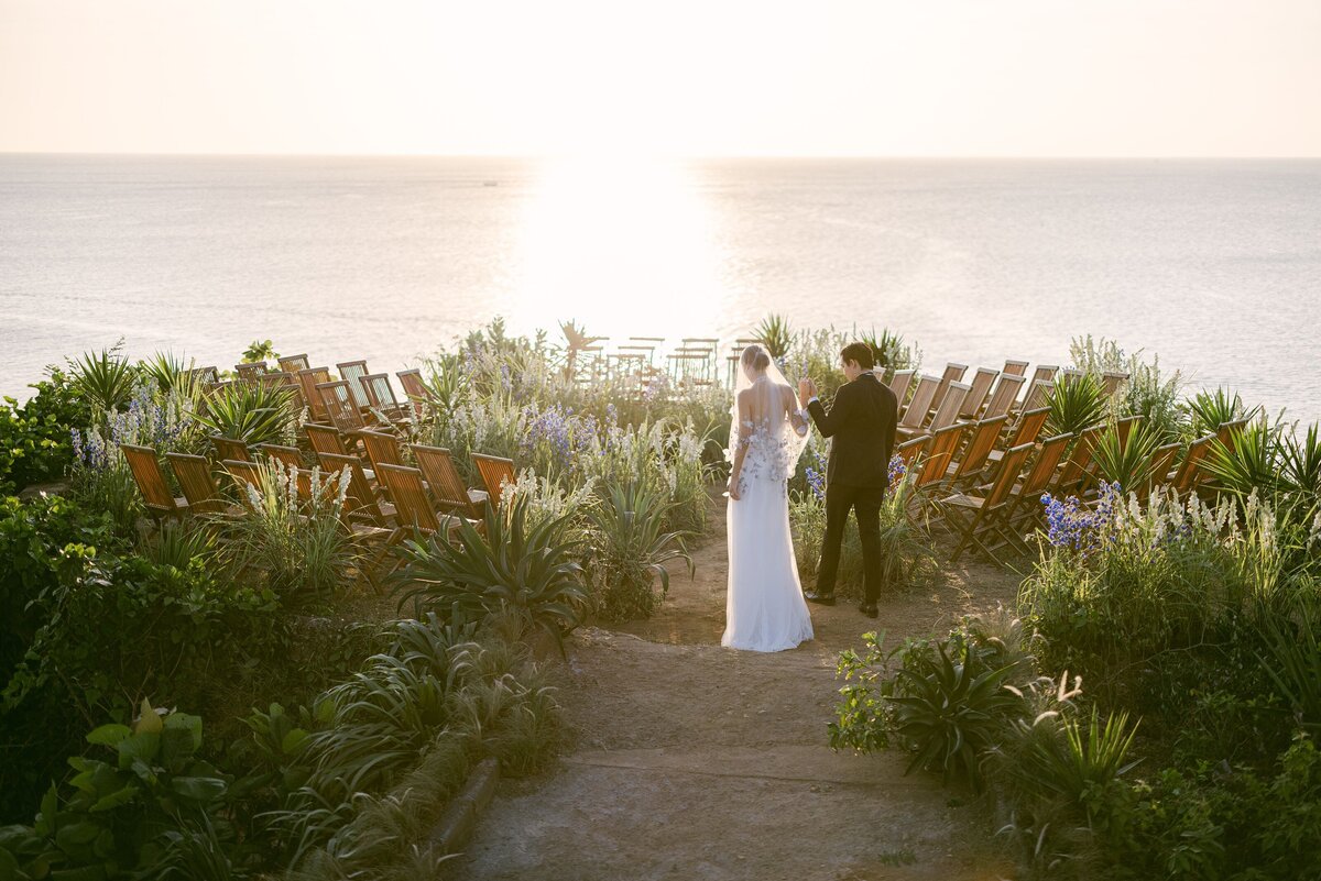 446Bali Bright Balangan Cliff Wedding Photography