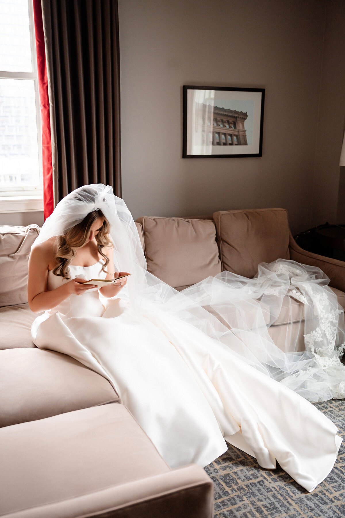 bride reading vows on wedding day at duquesne club