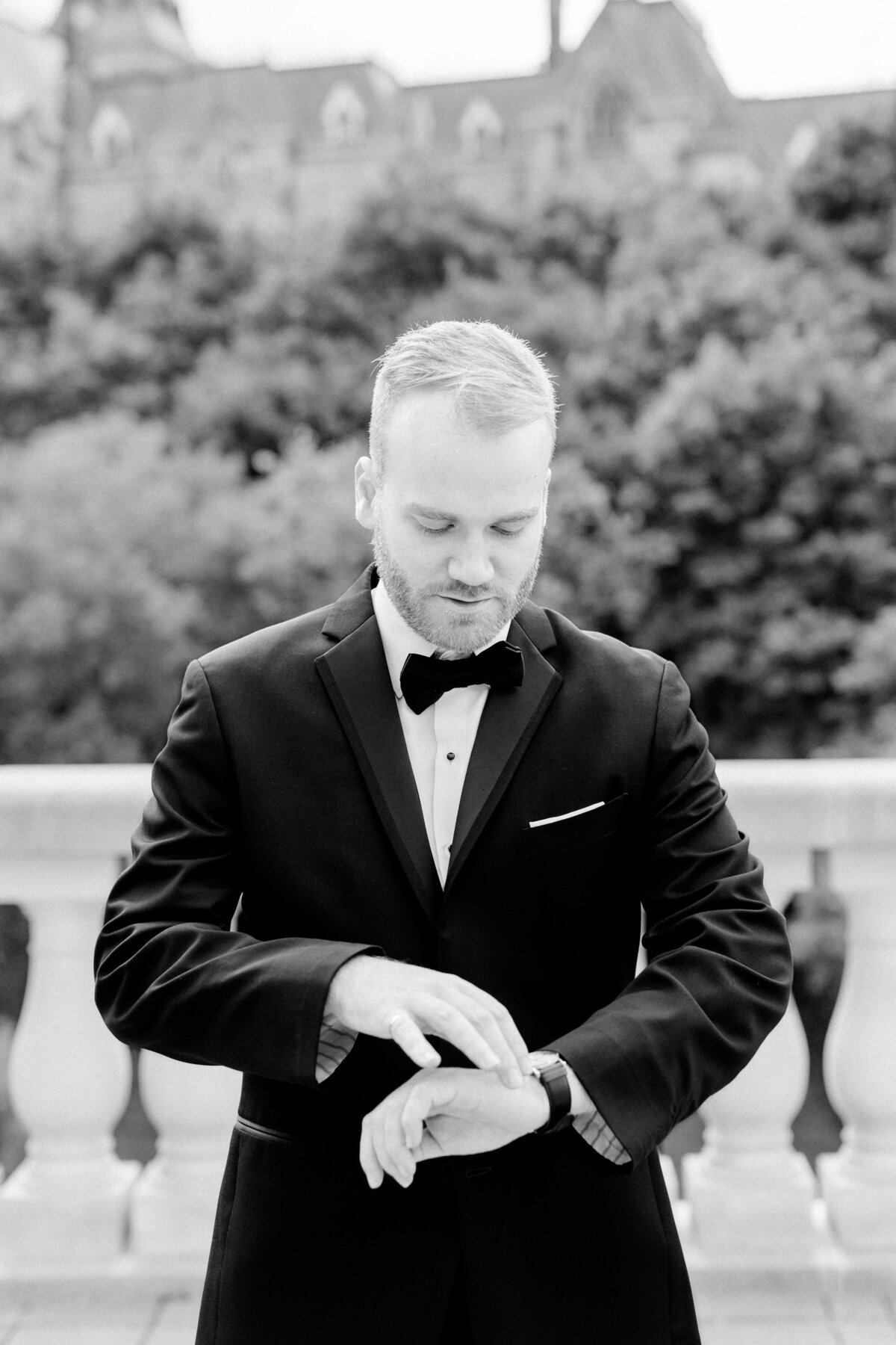 0268 Pascale and Nicolas NAC OBorn Room Wedding Downtown_Ottawa_Photography by Emma