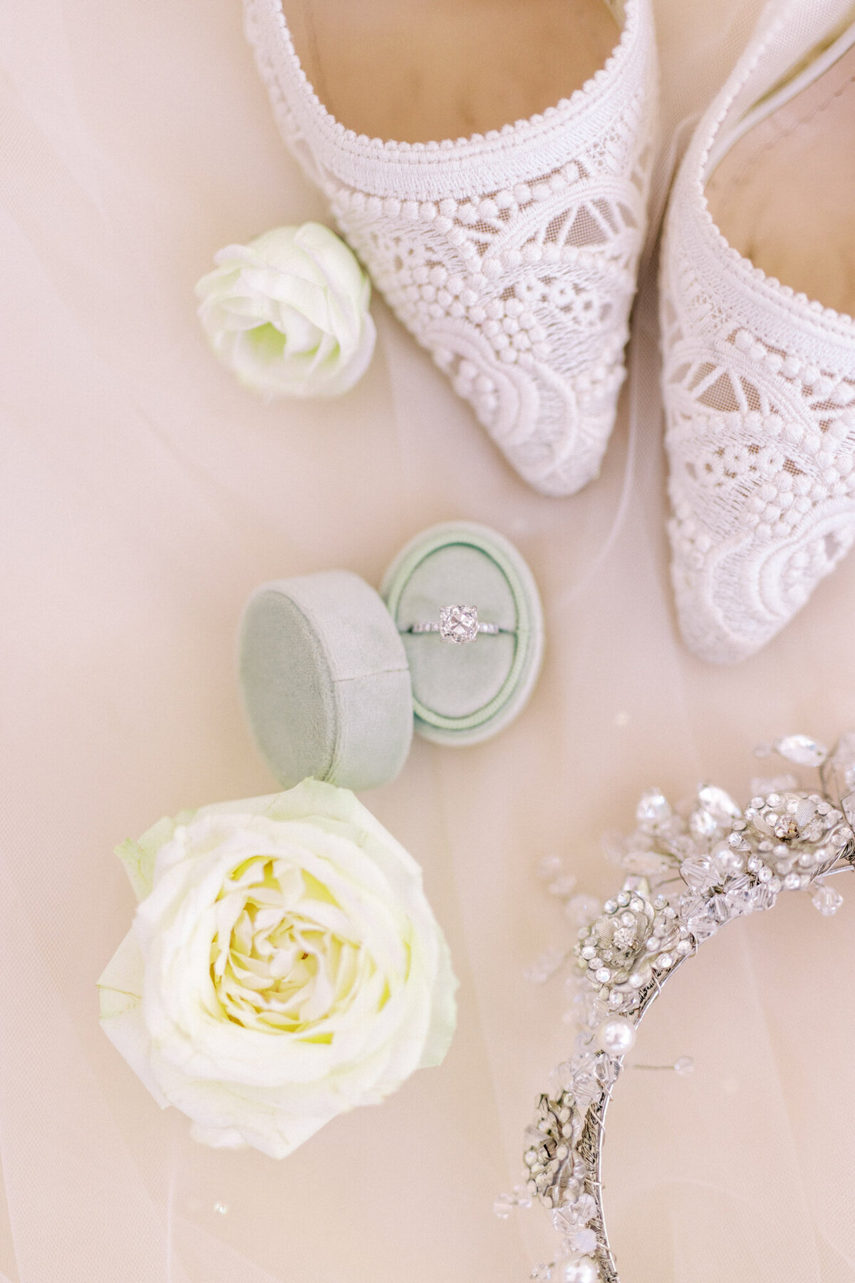 Maïlys Fortune Photography Husband Wife Wedding Weddings Photography France Switzerland Italy Timeless Dreamy Imagery Bilingual French English Destination Weddings Destination Wedding Provence French Riviera Paris Lake Como Tuscany17