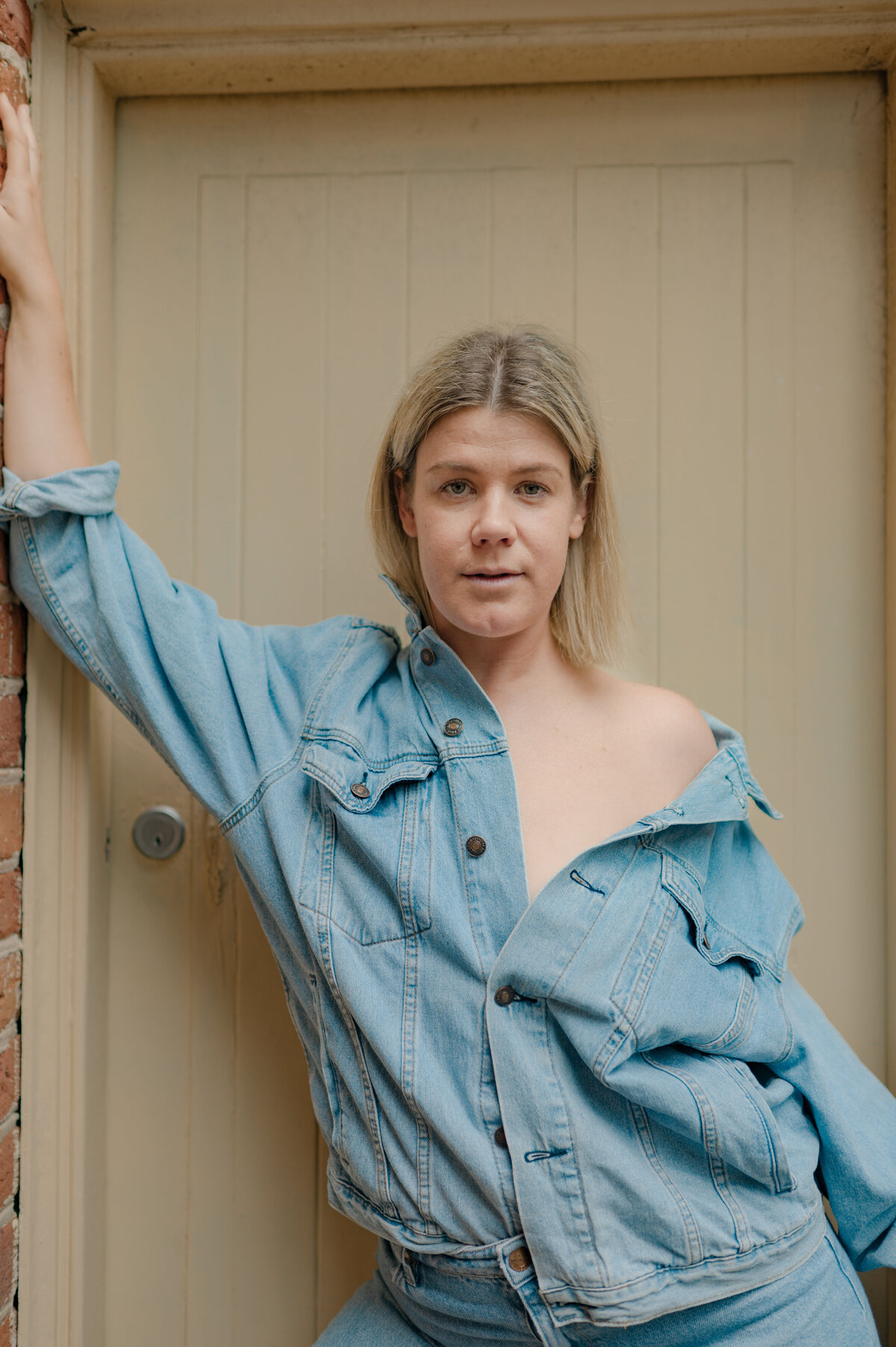 business headshot/ dance head shots based in the south west , busselton 