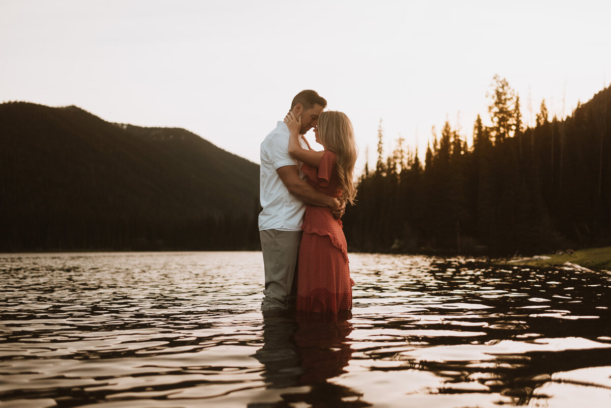 20210618-Always-Smiling-Photography-Steph&Kyle-Manning-Park-Engagement-Session-251
