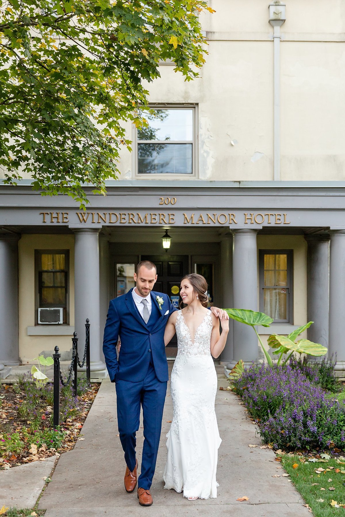 Romantic Windermere Manor Wedding | Dylan and Sandra Photography 122