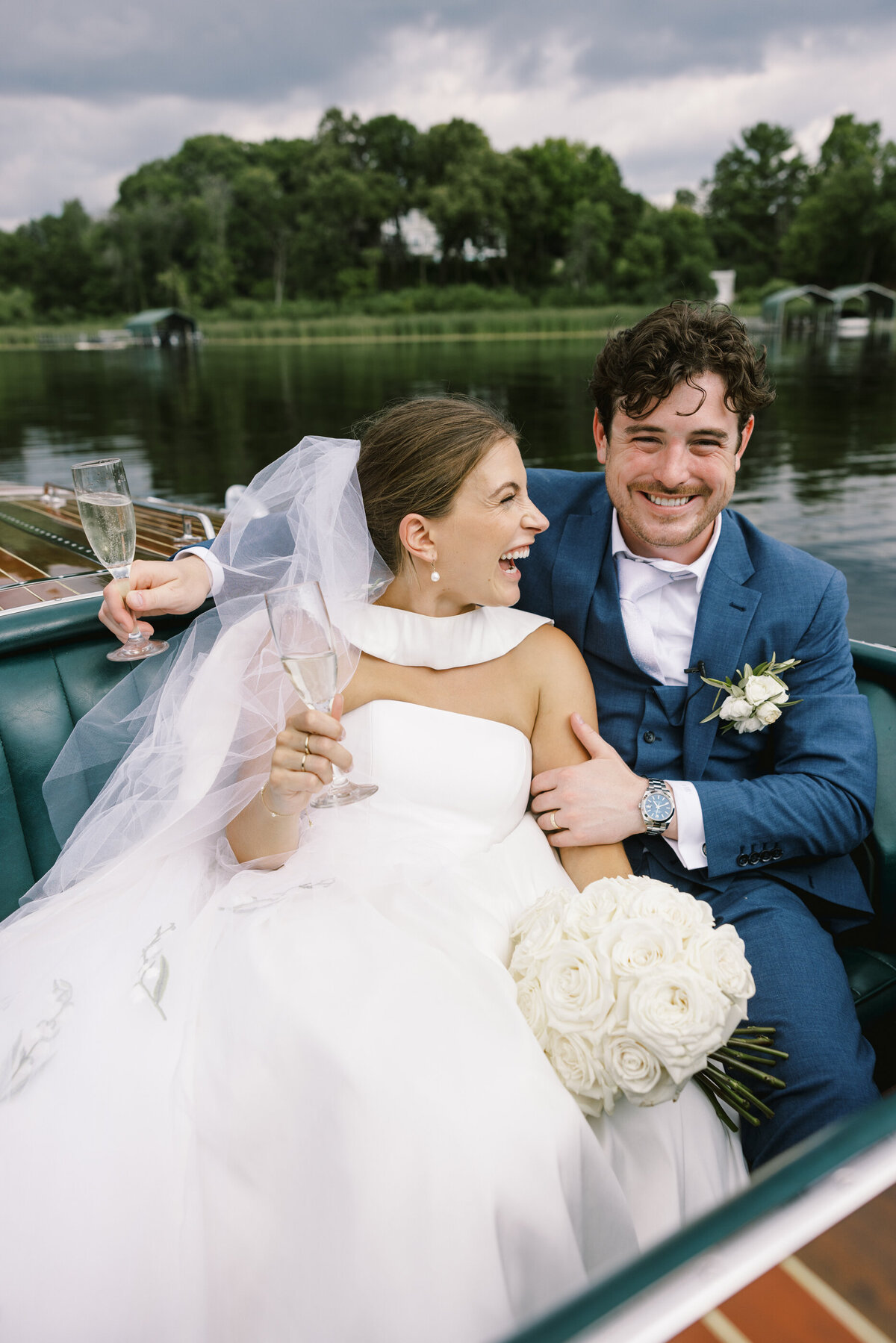Minnetonka Yacht Club wedding photographer Tom Thornton Photography-30