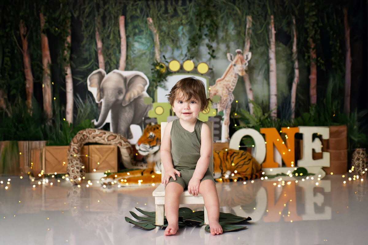Safari Cake Smash- Amanda9