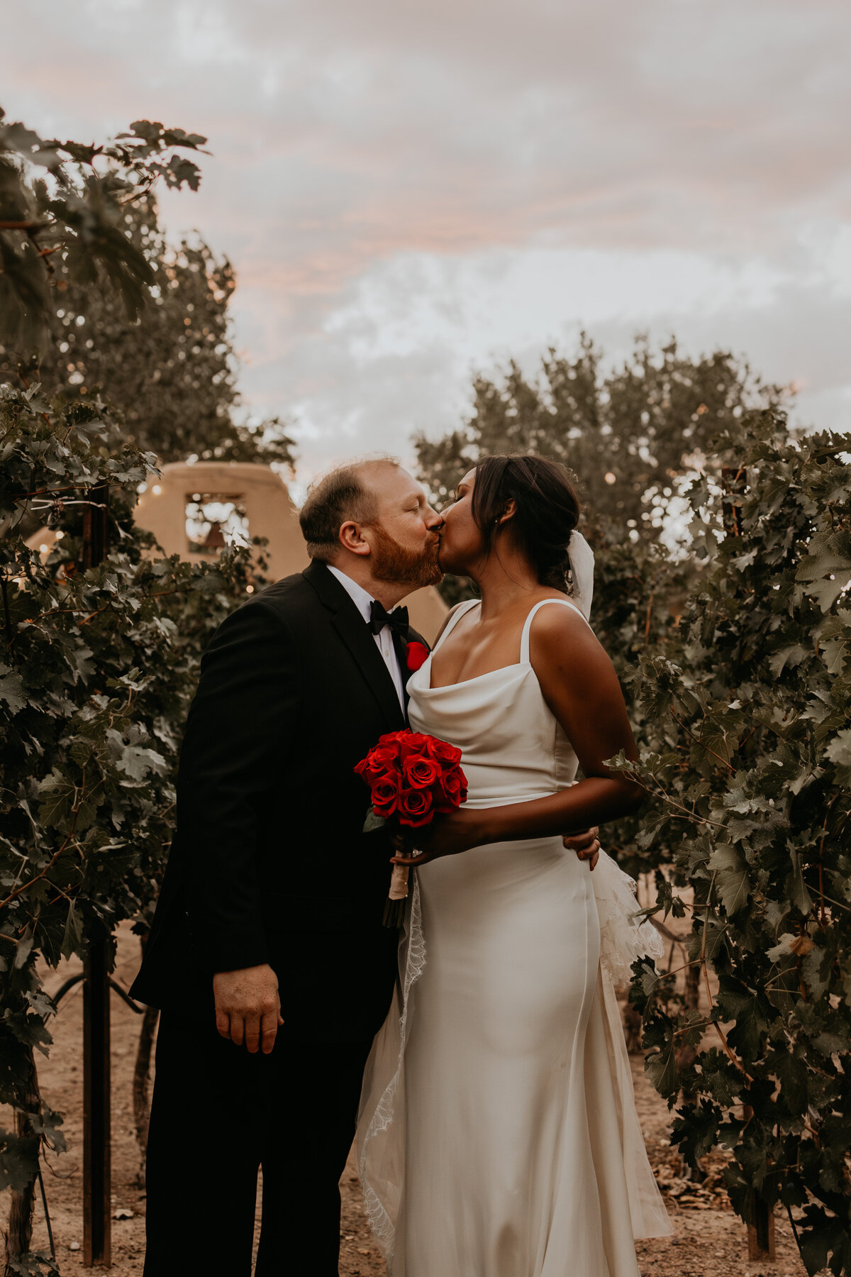 casa-perea-art-space-wedding-corrales-new-mexico-43