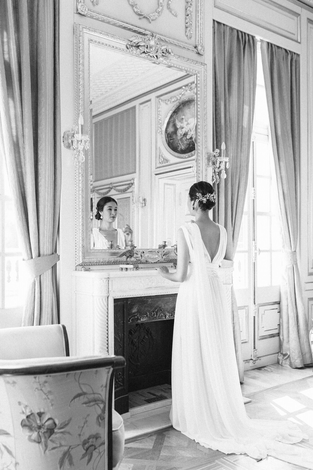 Wedding-photographer-Chateau-St-Georges-getting-ready