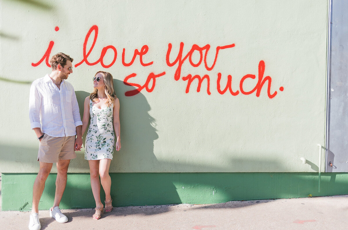 Colorful_south_congress_ausitn_engagement_photos8
