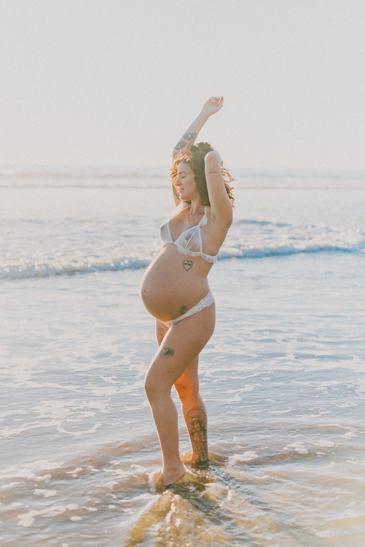 Golden Hour Maternity Photo Session at Ellwood Beach Goleta 03