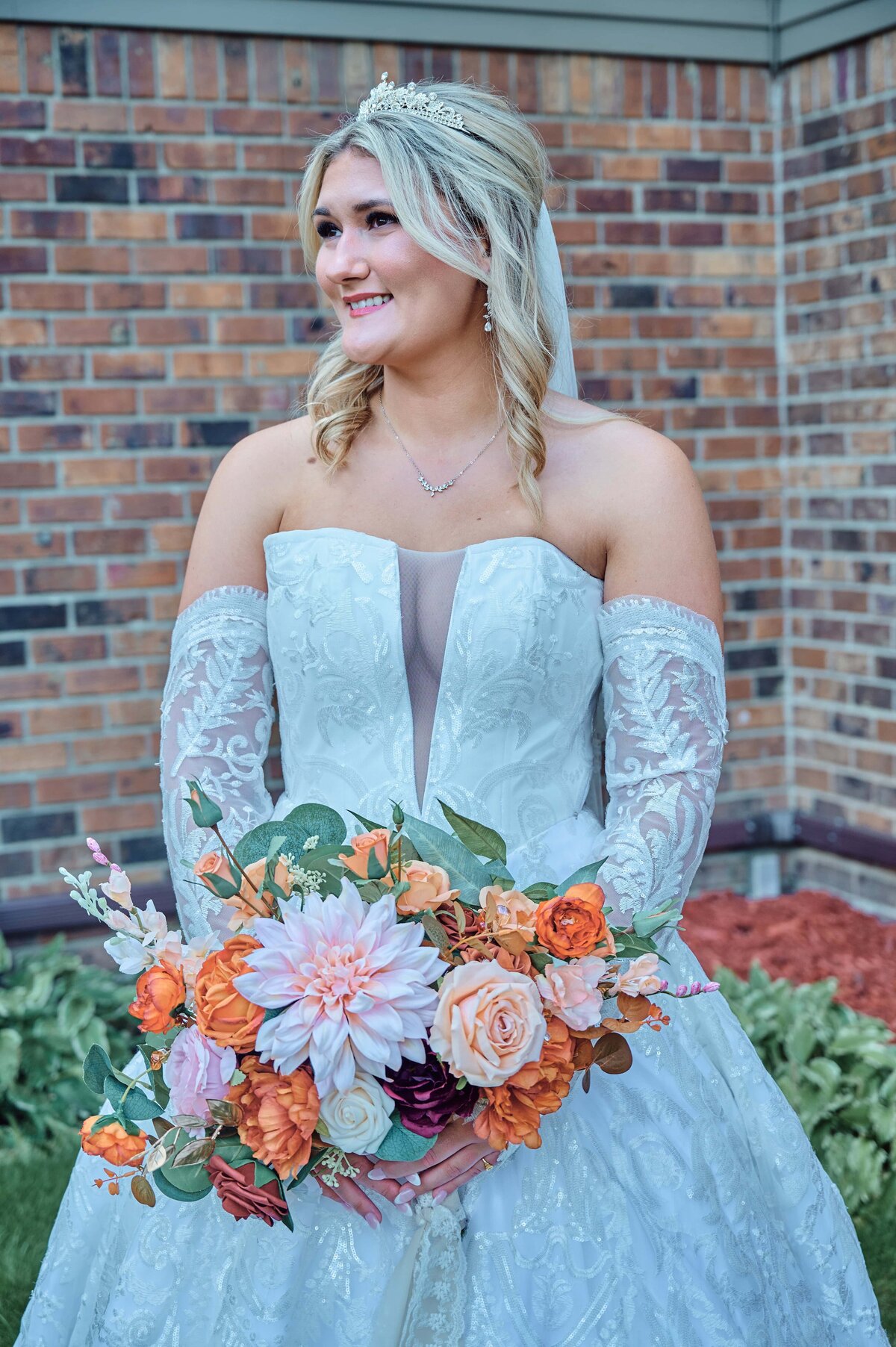 Lapeer-Country-Club-Wedding-17