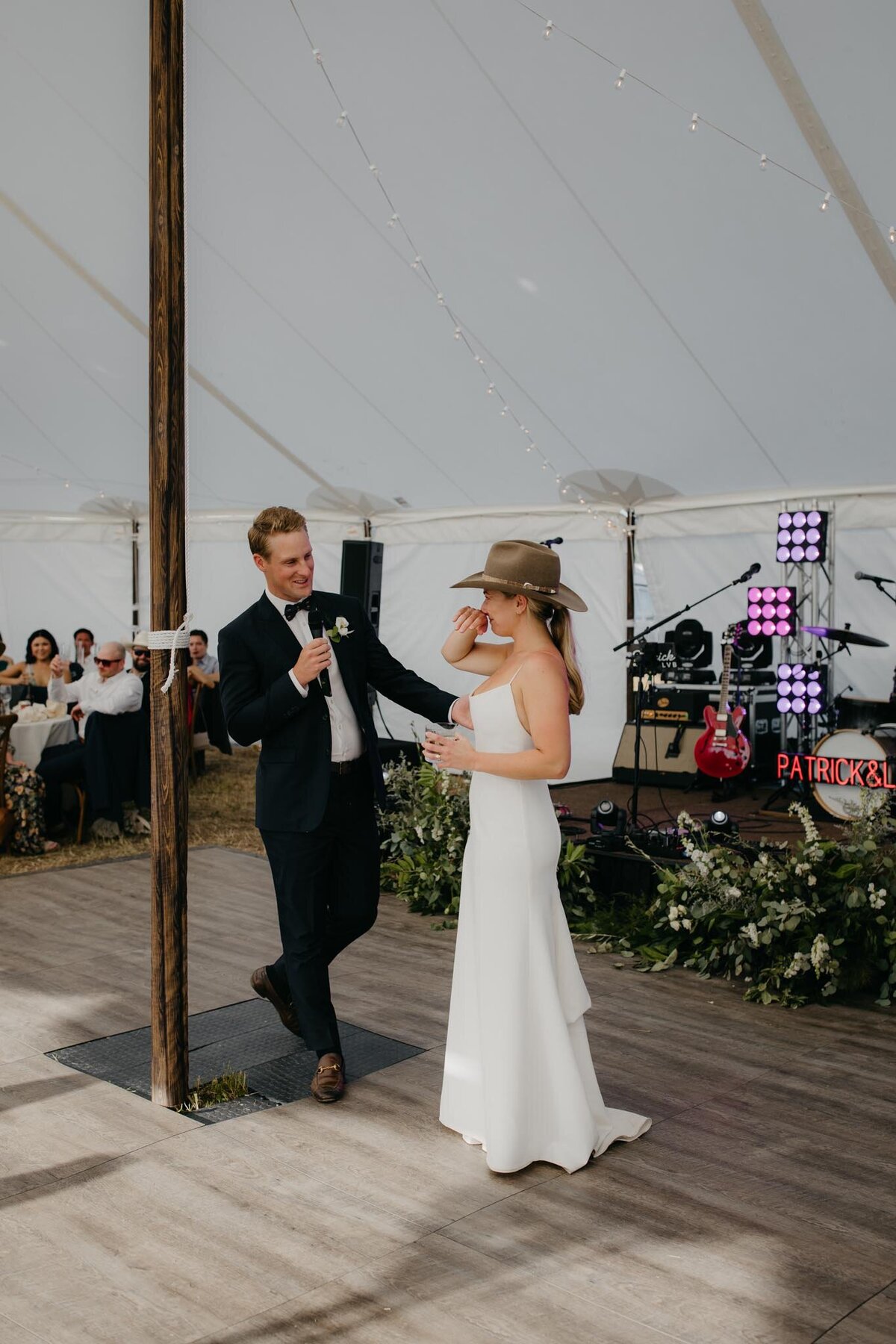 Diamond-Cross-Ranch-wedding-July-green-white-16