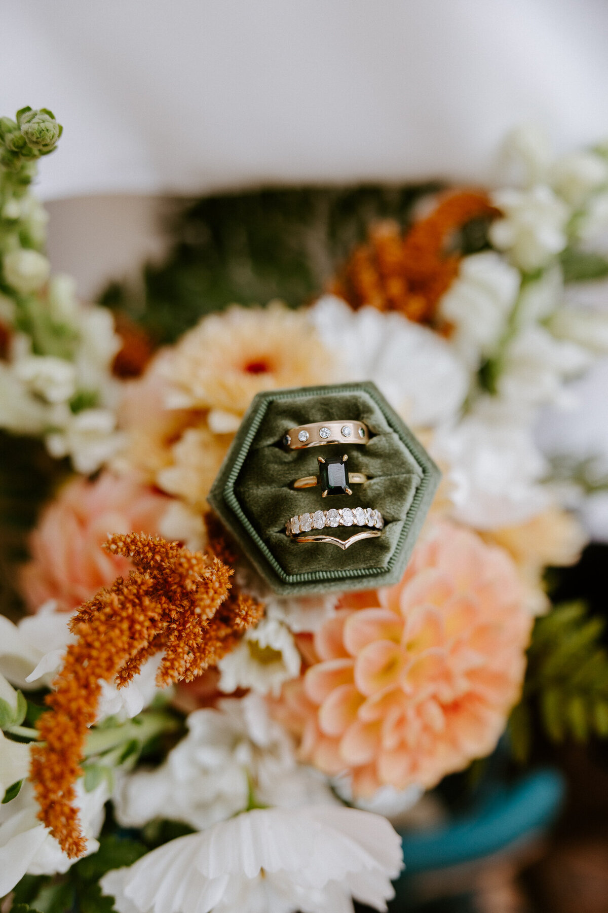 April&Kenneth Previews-12