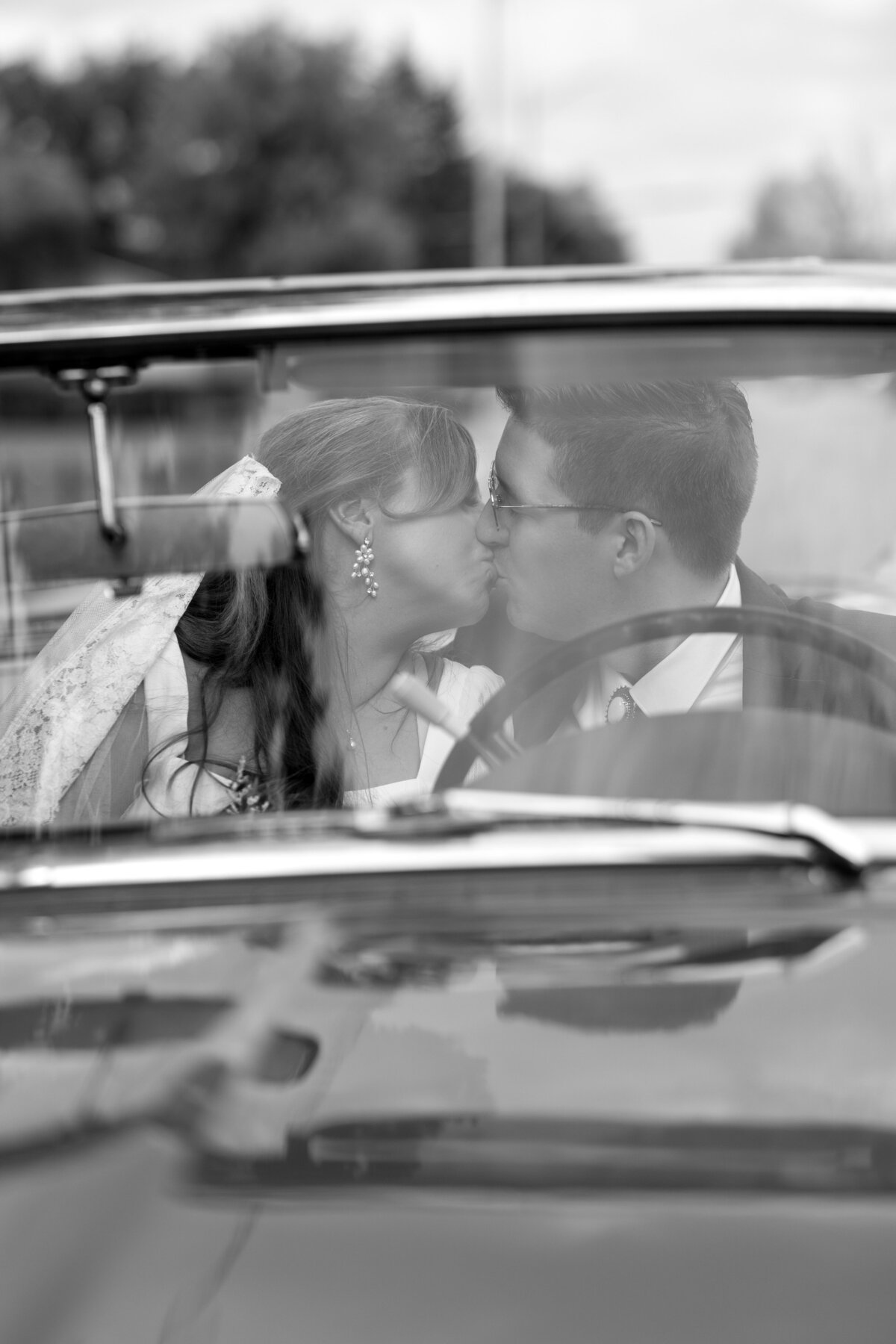 saskatoon disco wedding (1 of 1)-17