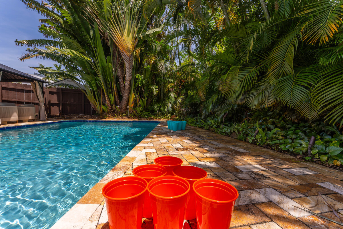 Pool (4)
