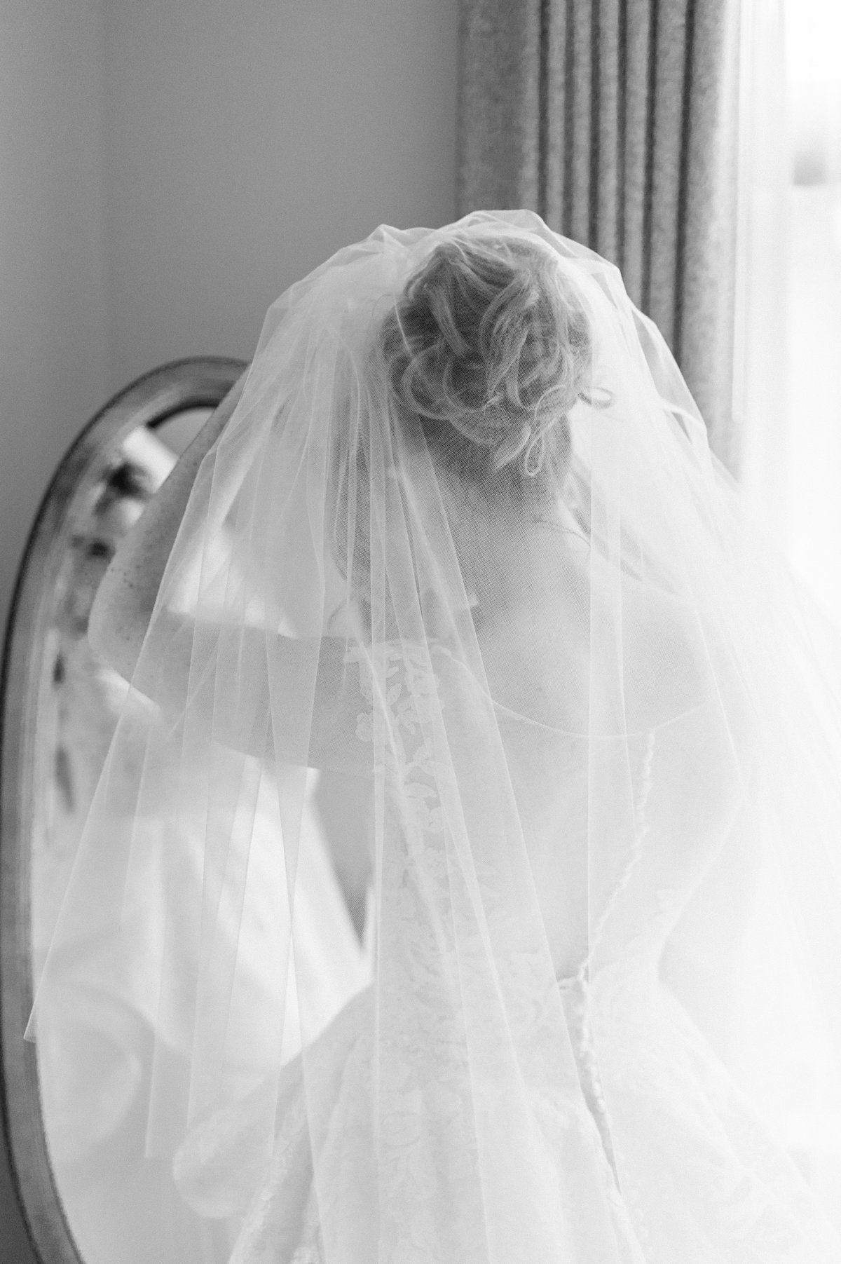 classic-bridal-portrait-chicago-wedding-photo