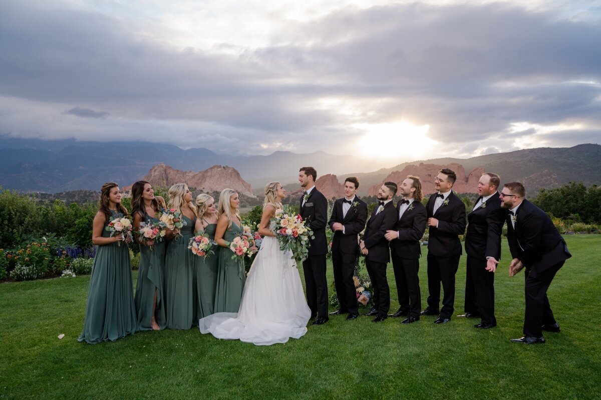 wedding party Garden of the Gods Resort