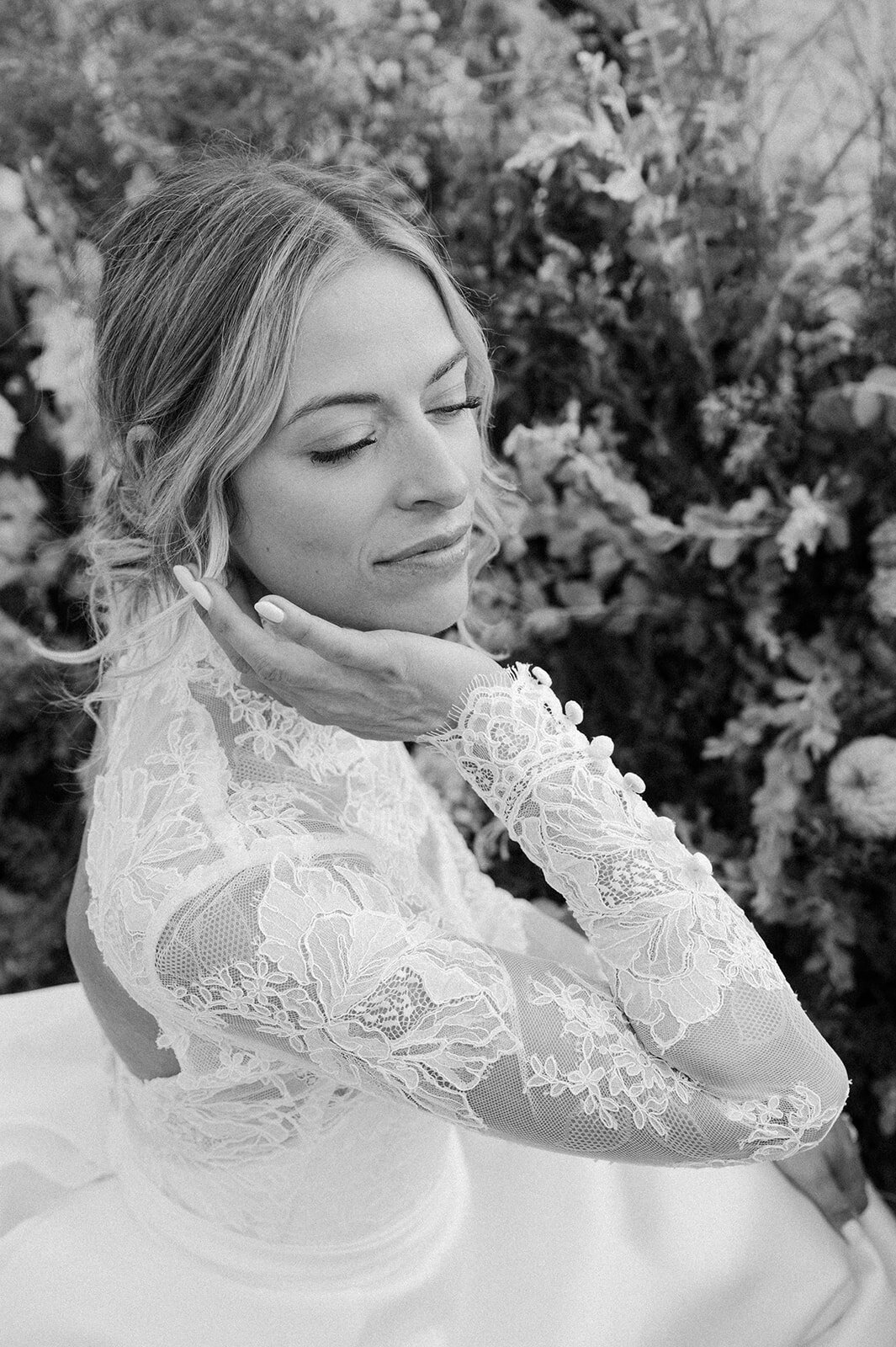 presley-gray-photo-Deerlodge-rustic-western-Montana-wedding-5833-2