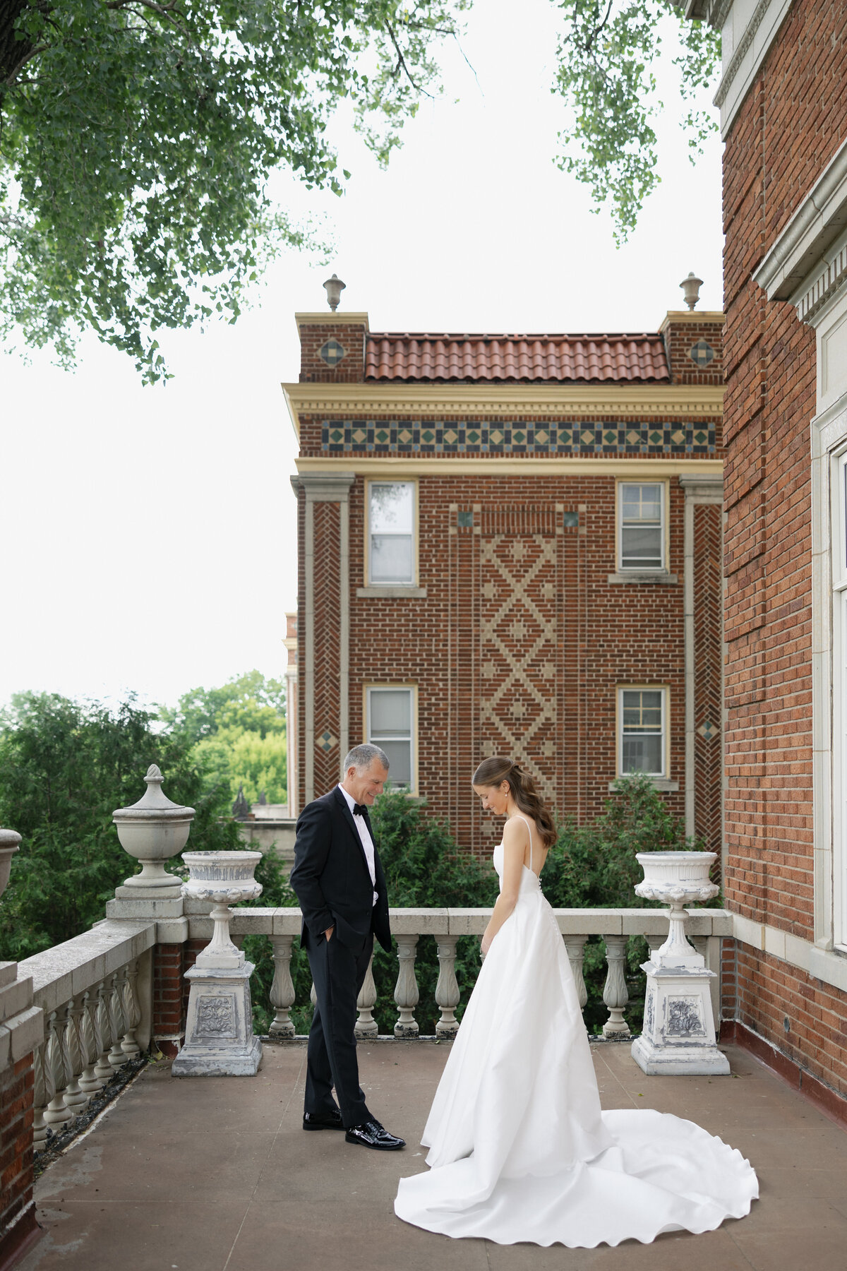 loui_photography_minneapolis_beach_club_summer_wedding-6
