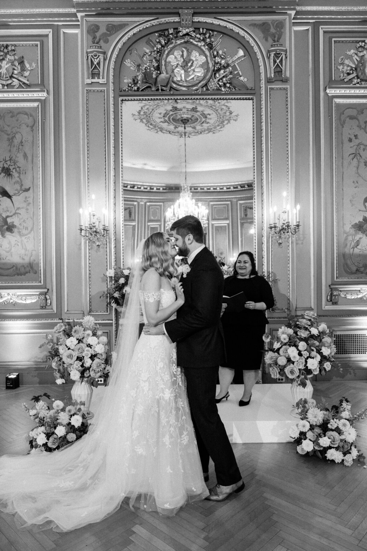 NikkiSanterre_DCLuxuryWeddingPhotographer_JayneHeirEventsatPerryBelmont_J&M-72