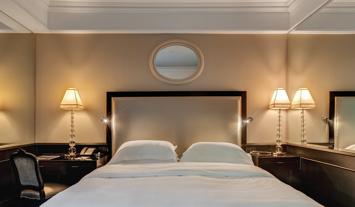 Waterstone - Hassler Collection - Hotel Hassler -Rome - Luxury Boutique Hotel - CLASSIC ROOM SOLO WEB USE_Fusion-Natural
