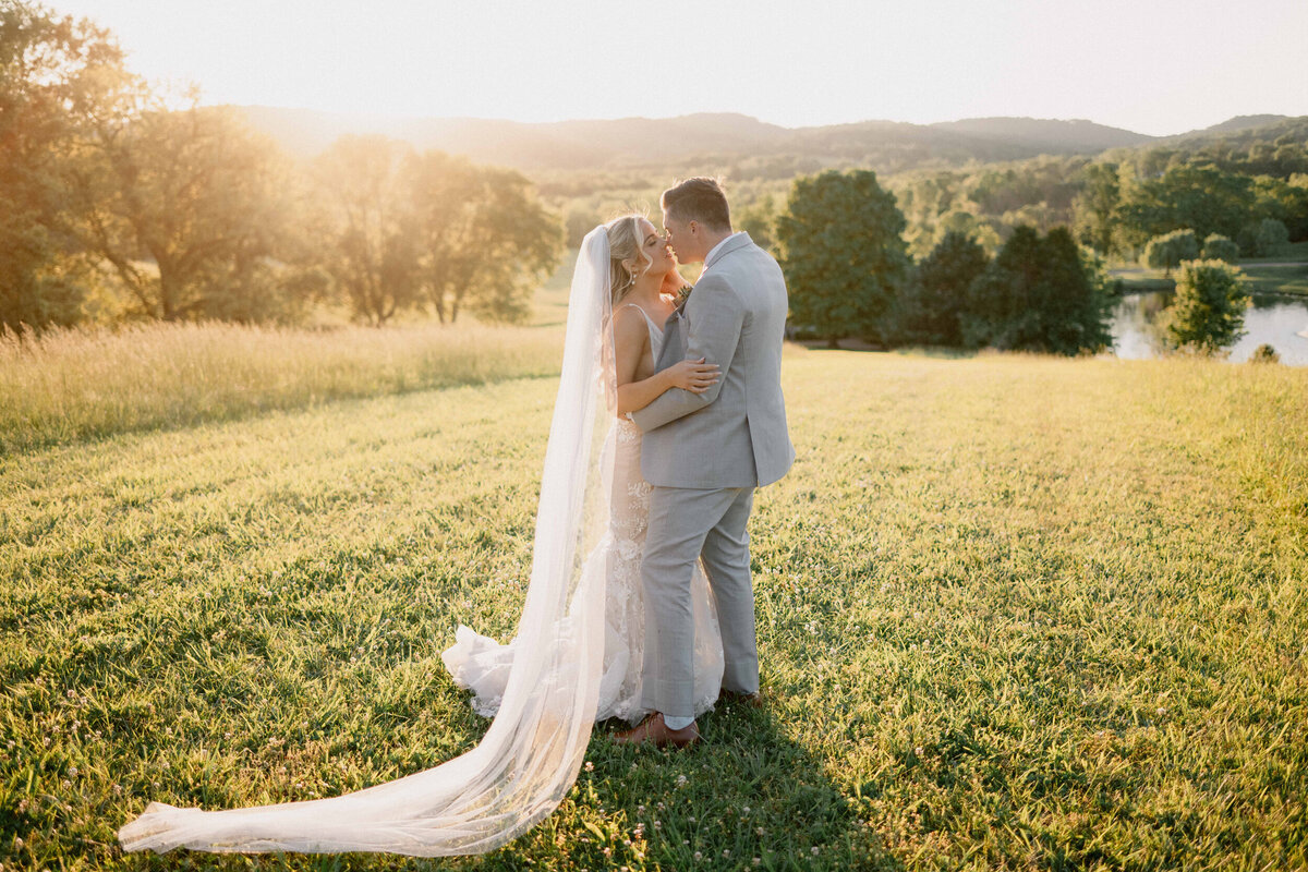 Pastel-Summer-Wedding-Ideas-90