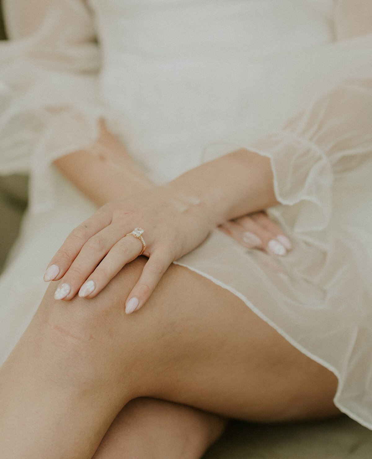 close-up-shot-of-brides-ring