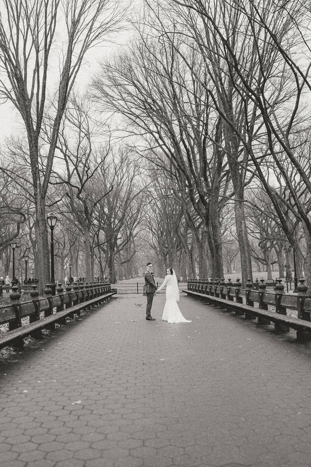 Intimate winter wedding at Central Park NYC | Oduma photography-179