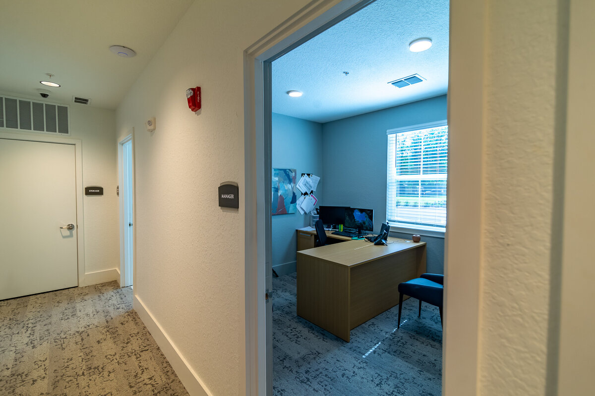 042324ROCHESTERPARK-51