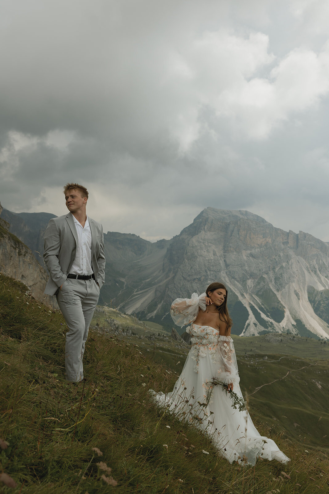 destination-wedding-elopement-photographer-italy-dolomites-seceda-documentary-tanya-davids-photo-film-118