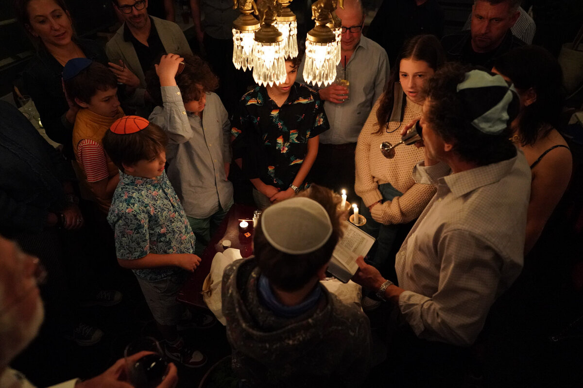 world's-best-Jewish-bat-mitzvah-photographer-kirsten-lewis-lb006