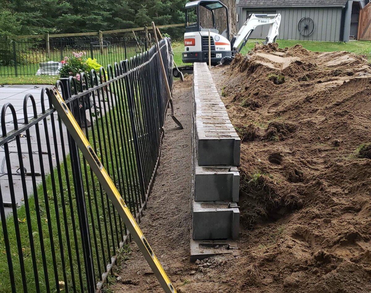grading_property_retaining_wall_yokr_durham_kawartha_simcoe_1