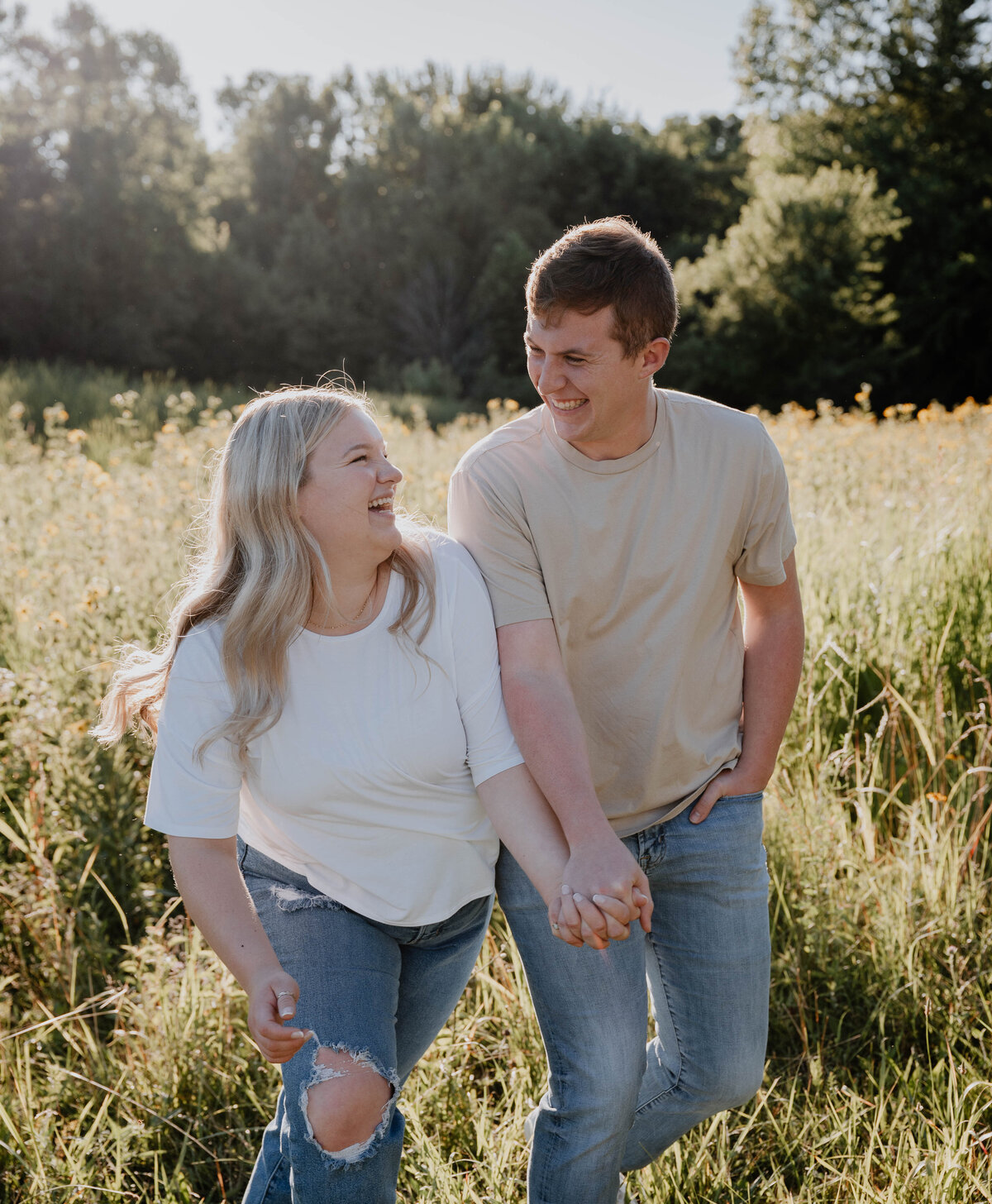 Taylor Elizabeth Photography Weddings and Lifetyle Photographer in Indiana Couples Photo 7