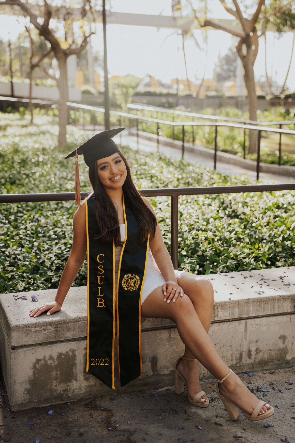 cal-state-long-beach-grad-photoshoot-university