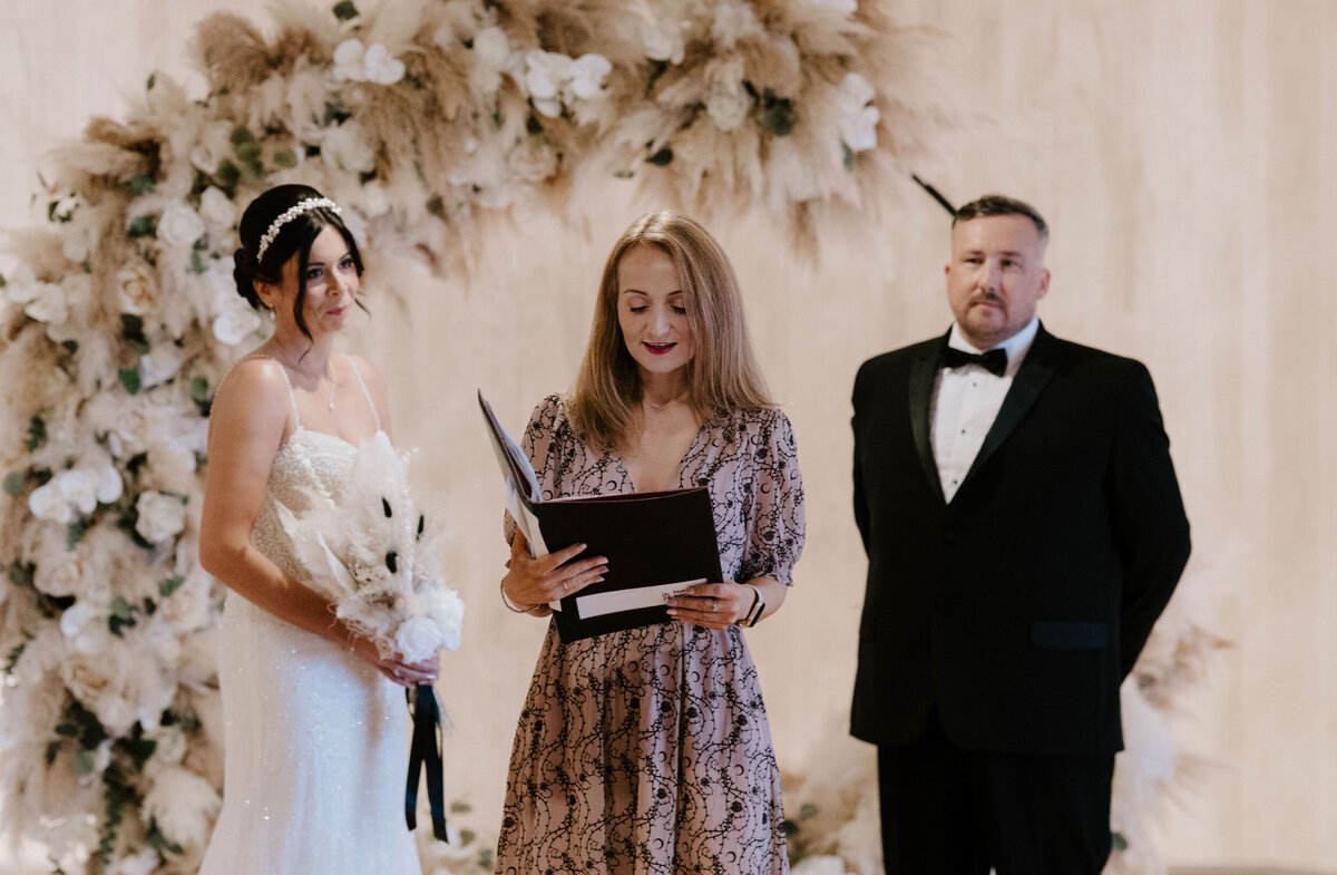 Nicola-Campbell-Timeless-Wedding-Photographer-Scotland-Doubletree-by-Hilton-North-Queensferry-Mr&MrsDavidson-37