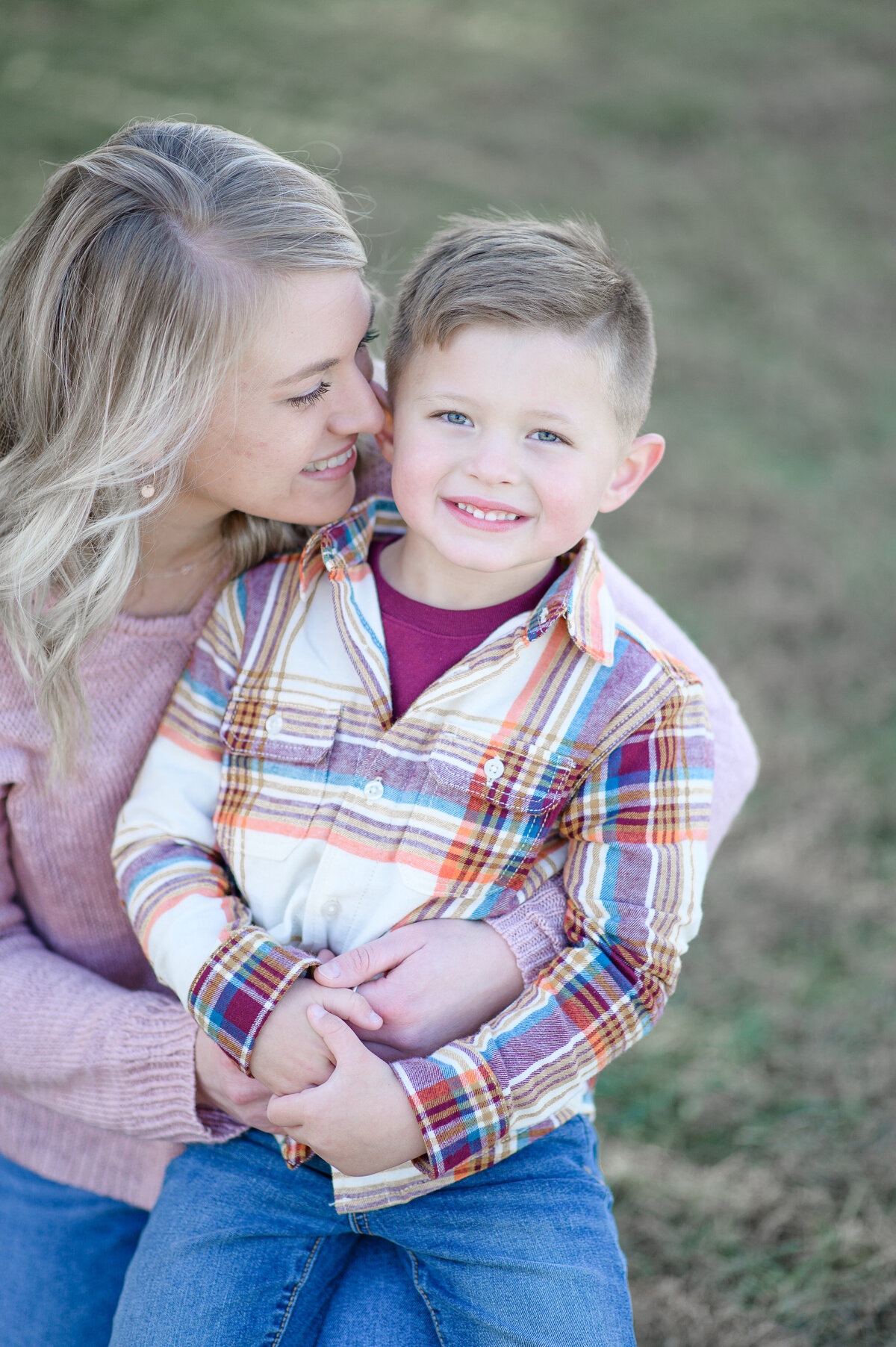 Family Portraits photo by Michelle Lynn Photography located near Louisville, Kentucky