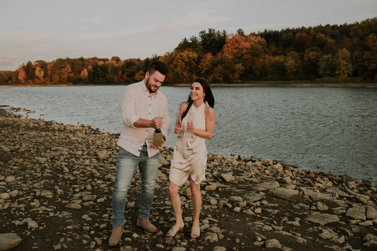amber-matt-engagement-falls-autumn-christie-lake-conservation-area-dundas-9