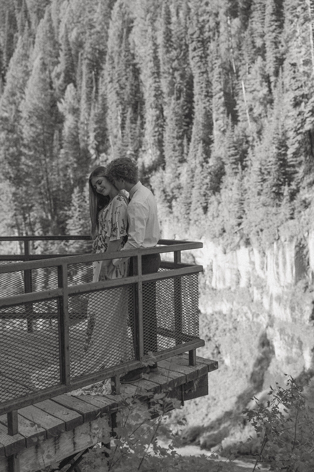 tanya-davids-photo-film-mesa-falls-yellowstone-rexburg-island-park-destination-storytelling-documentary-wedding-elopement-phototgrapher-idaho-41