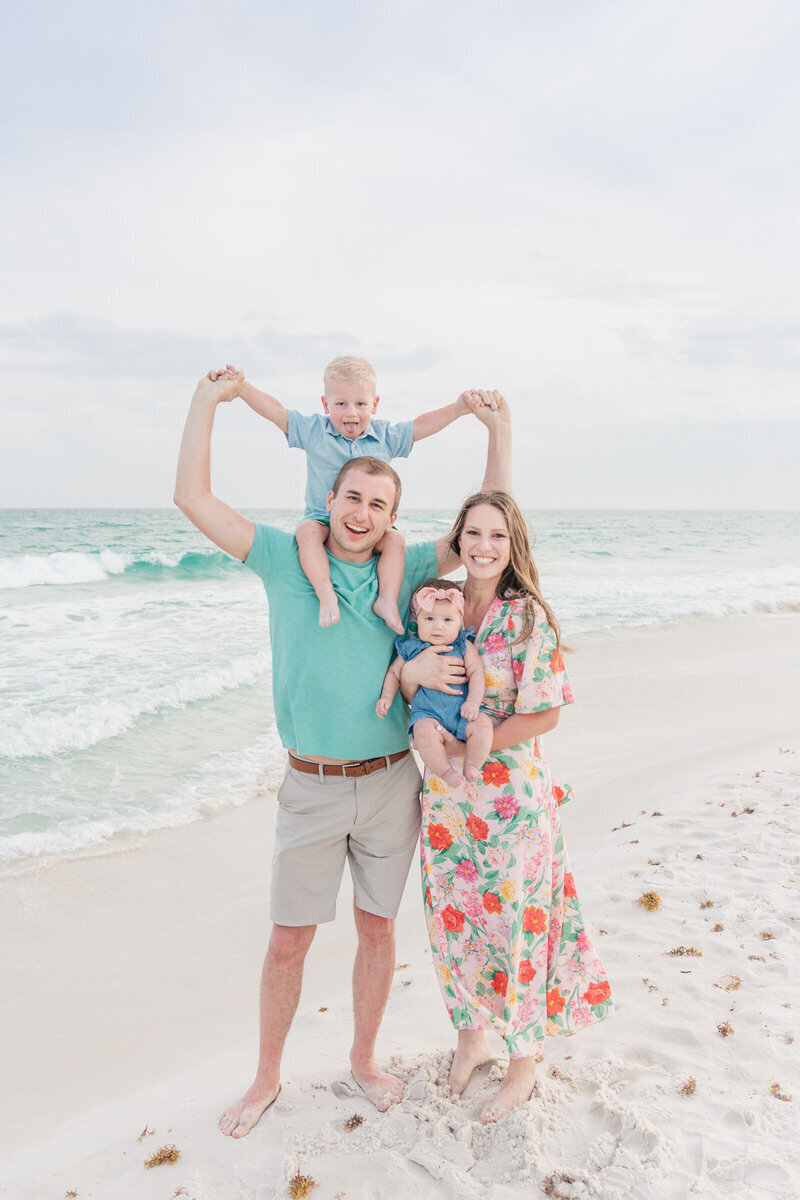family vacationing on Pensacola Beach