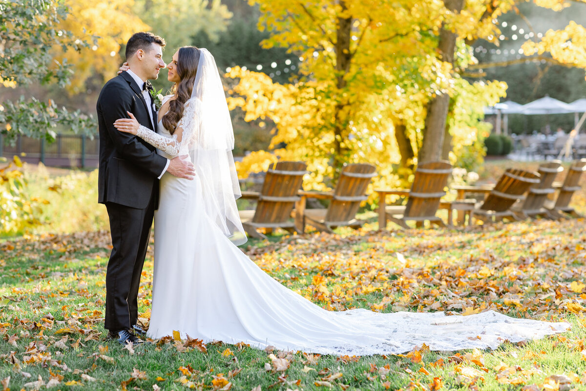 fall-wedding-at-the-beaumont-inn-dallas-nepa-wedding-photographer-139