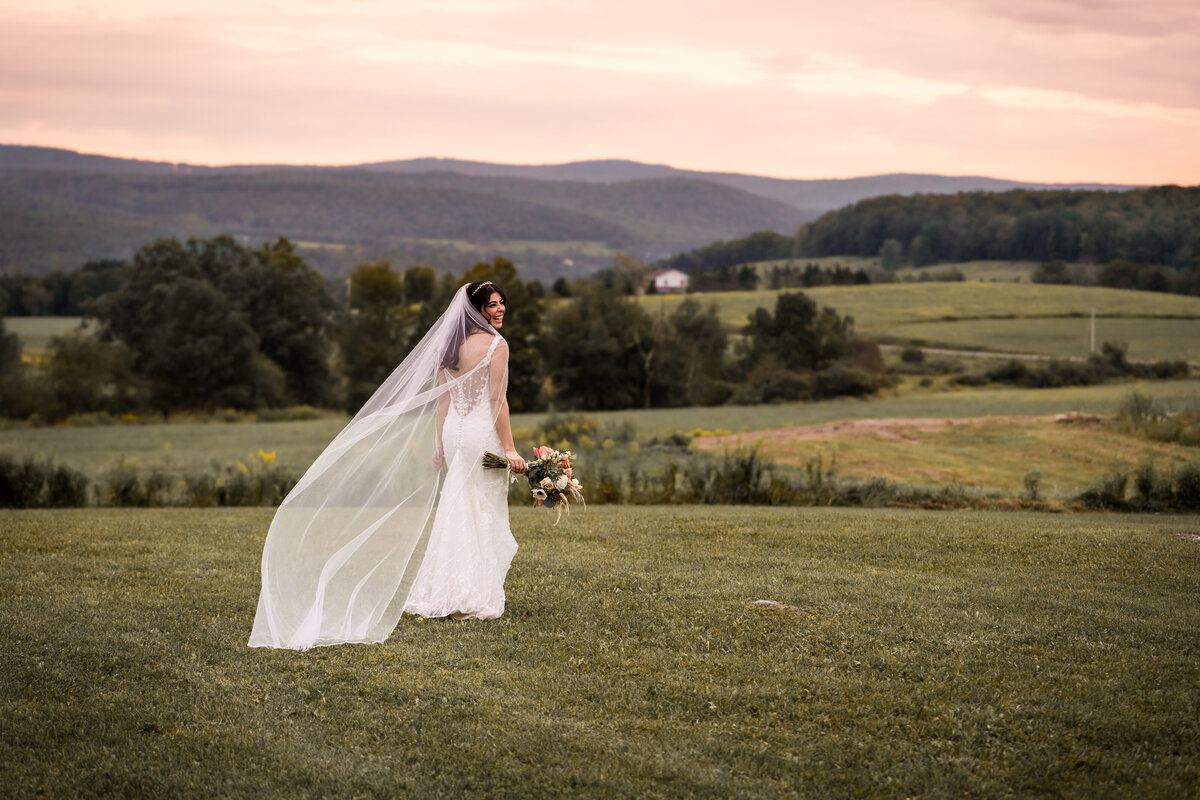 Buffalo, NY Rochester, NY and WNY wedding and engagement photographer. Jessica Stewart Photography. Gilbertsville Farmhouse