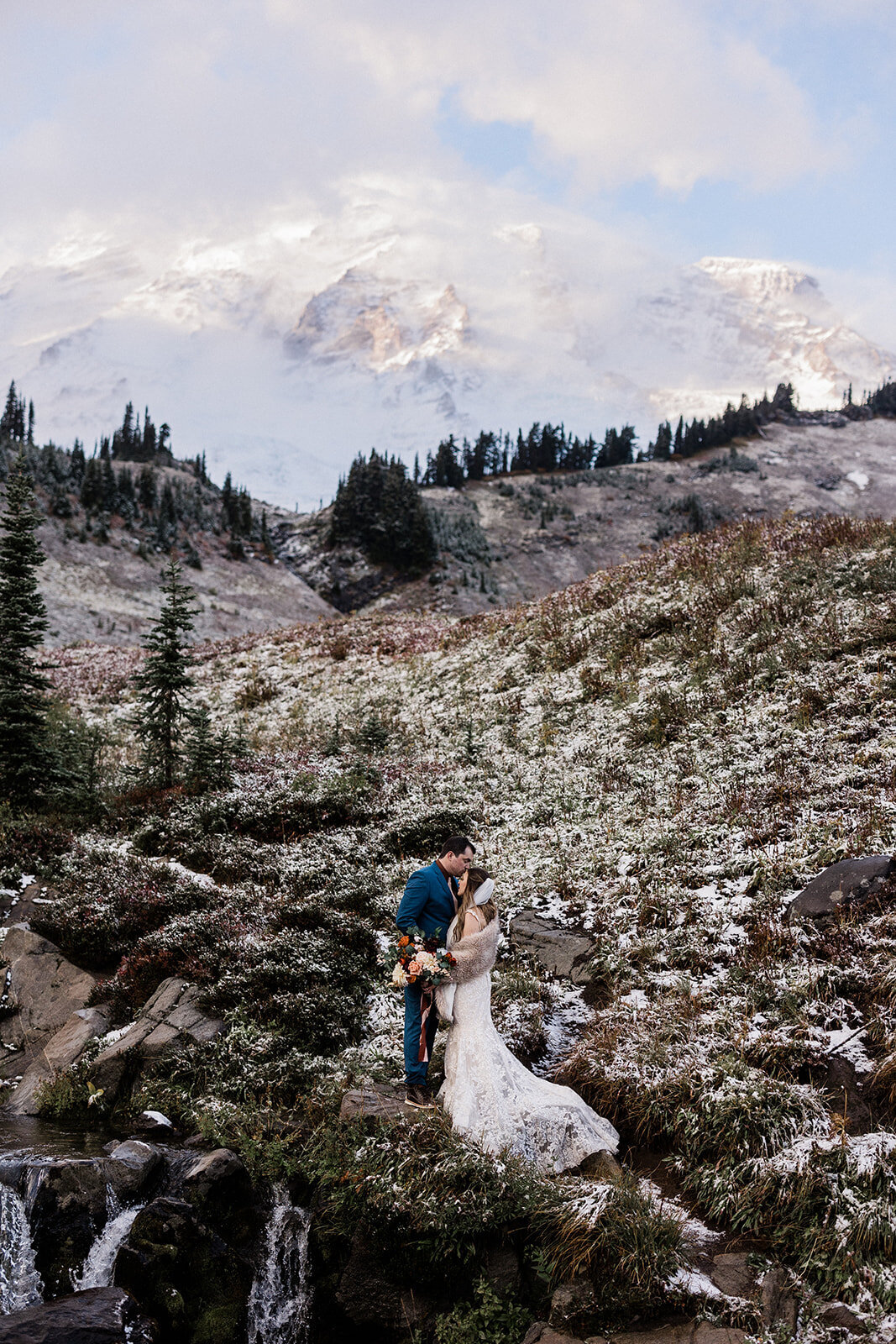 Rainy-Mount-Rainier-National-Park-Intimate-Wedding-98