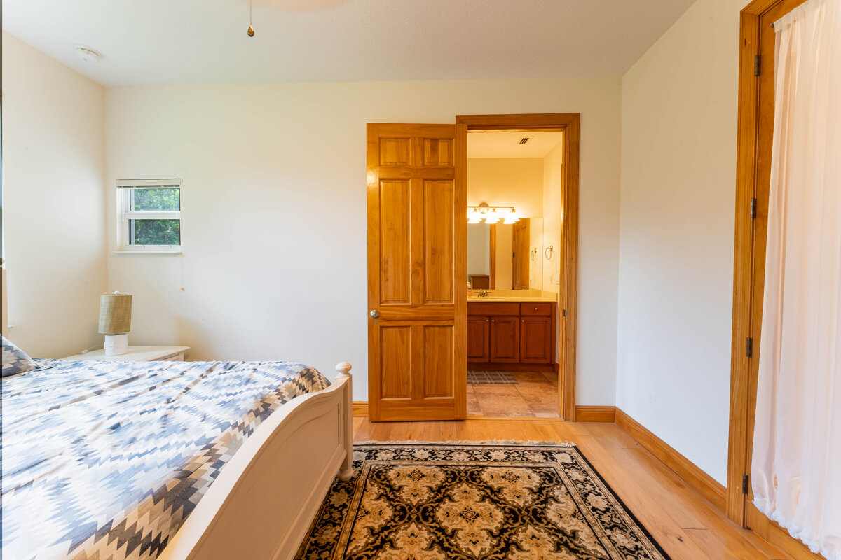 Bedroom 6 (3)