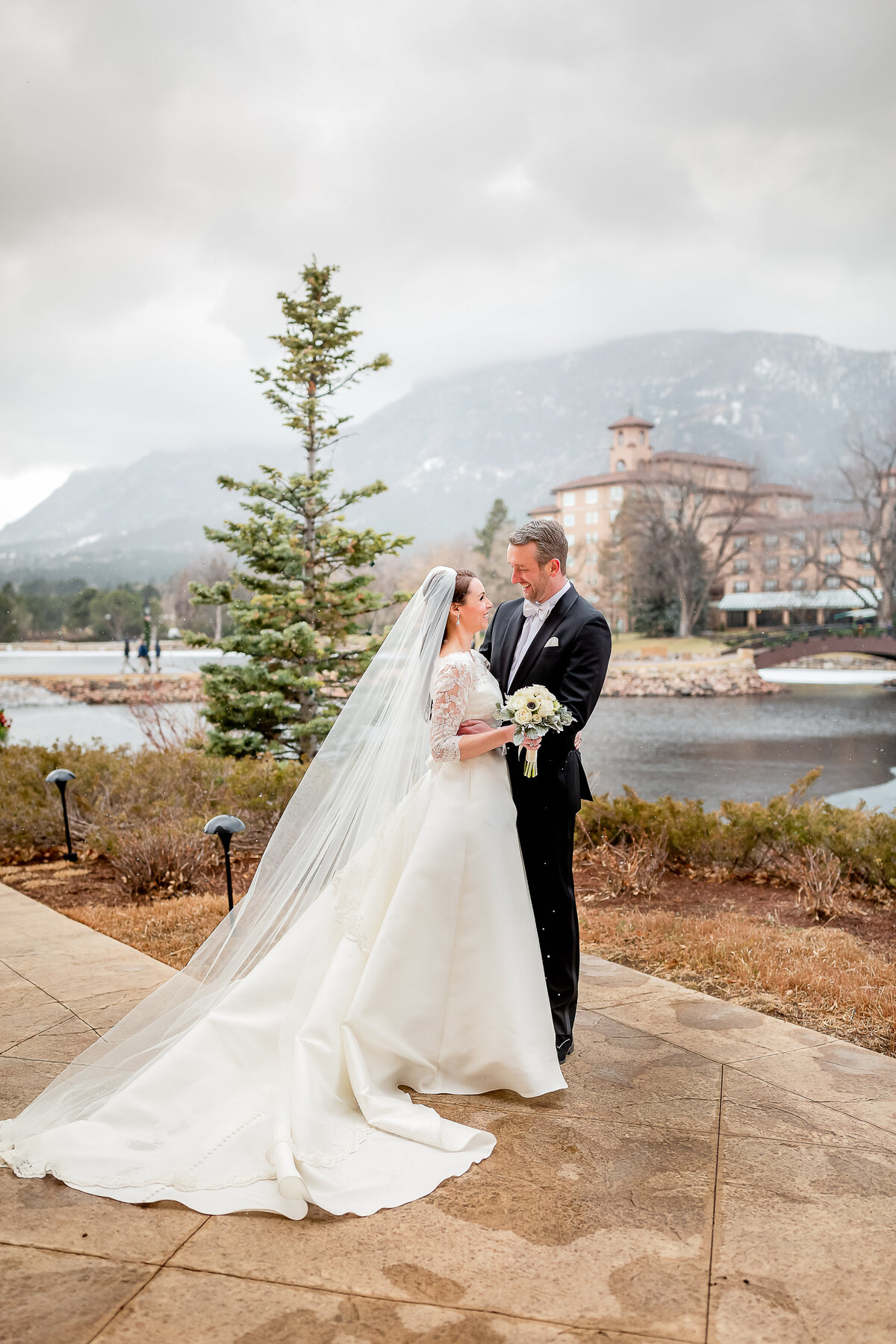 Bride and Groom at the Broadmoor