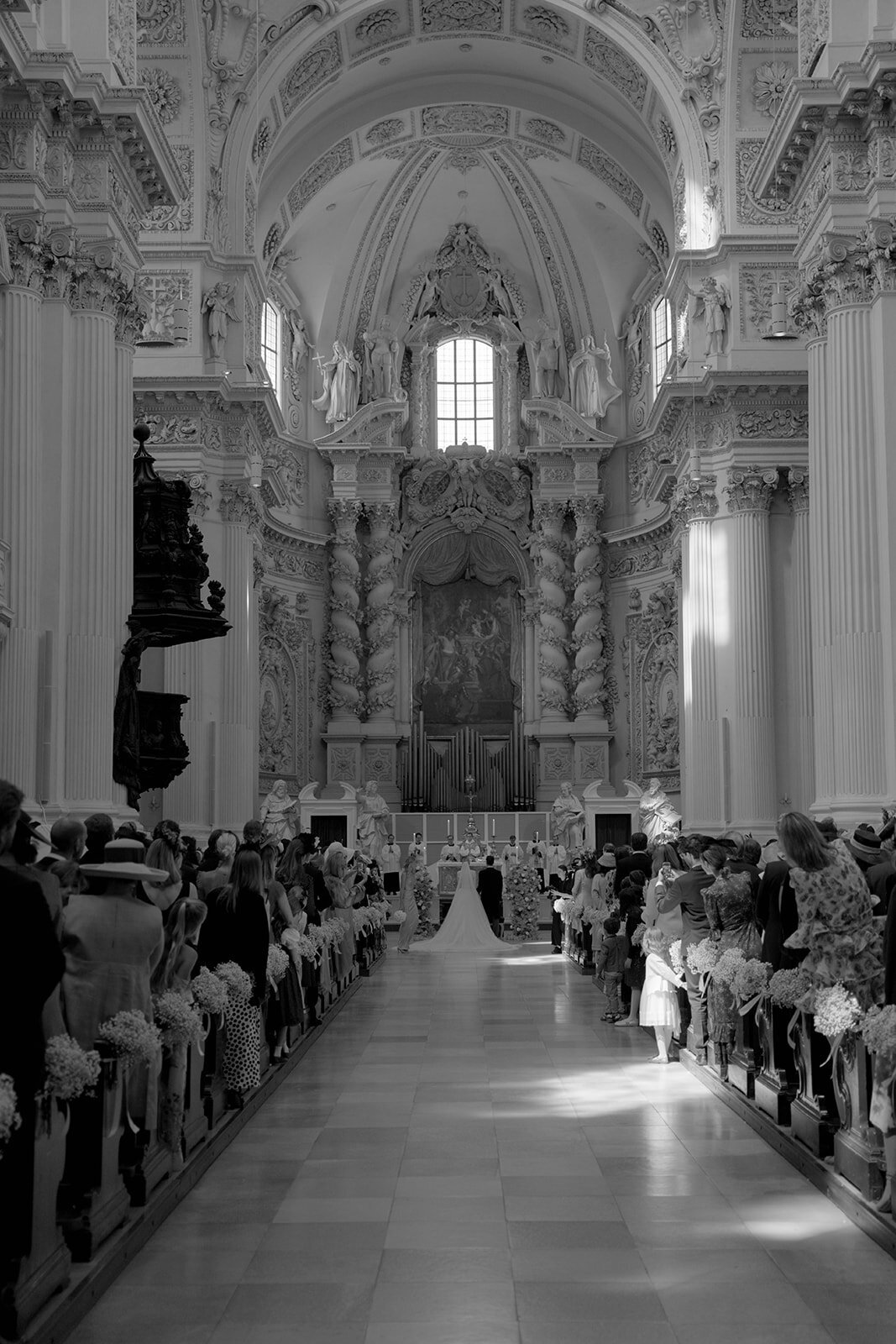 the lake como wedding agency villa balbiano_Grace_Munich_Editorial_Wedding_Photographer (361 von 1862)_websize