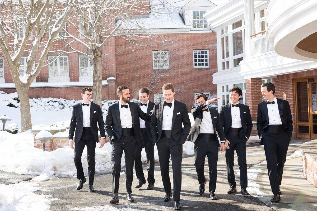 Woodstock-Inn-Vermont-Winter-Wedding-16