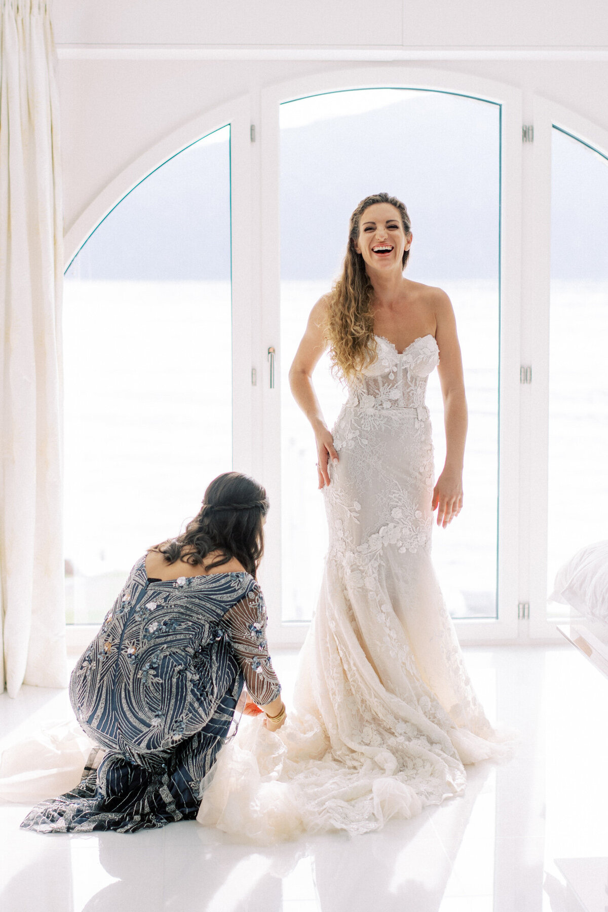 Maïlys Fortune Photography Husband Wife Wedding Weddings Photography France Switzerland Italy Timeless Dreamy Imagery Bilingual French English Destination Weddings Destination Wedding Provence French Riviera Paris Lake Como Tuscany42