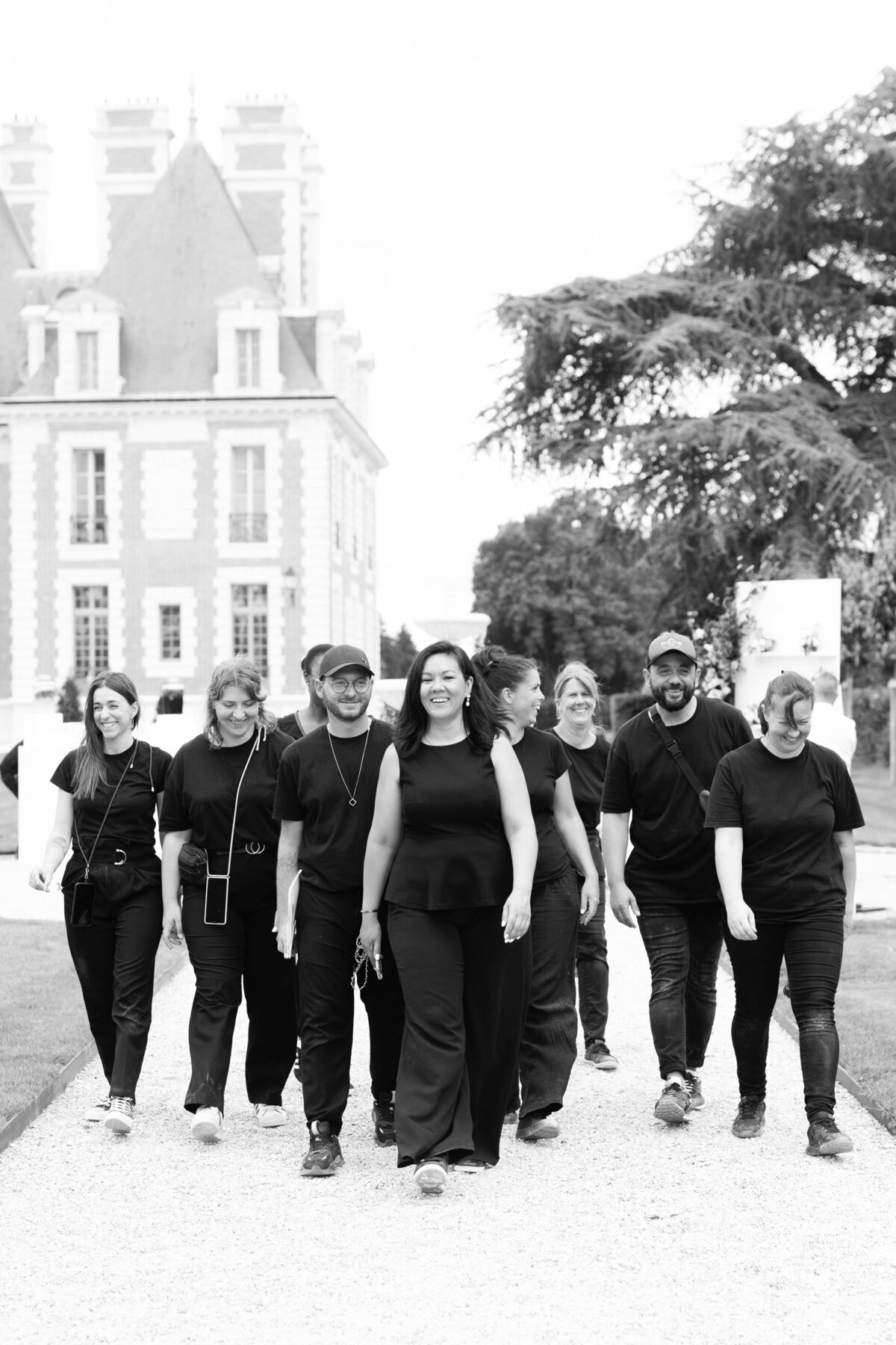 team-of-linda-champenois-designer-floral