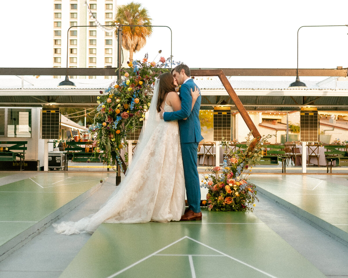 abby-weeden-photo-st-pete-shuffleboard-florida-weddings-chantilly-chic-celebrations-18