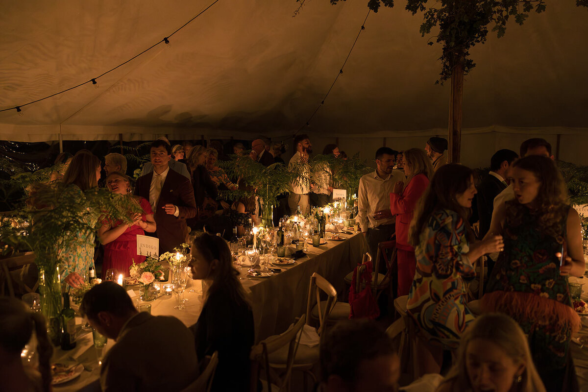 Summer-Estate-Wedding-In-English-Countryside41